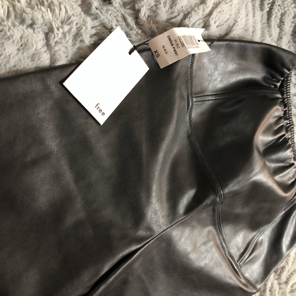 Aritzia daria pant